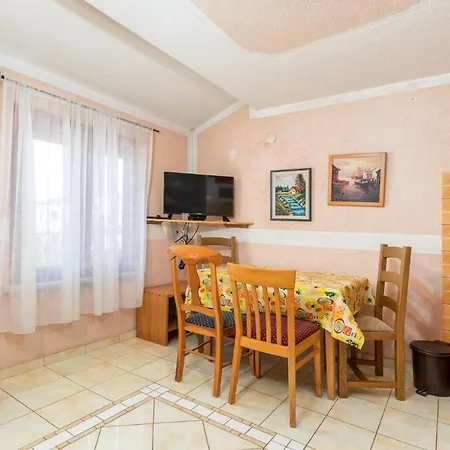 Apartment Apartments Orange 709 Fazana