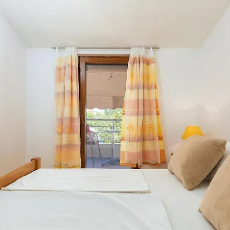 Apartments Orange 709 Fazana