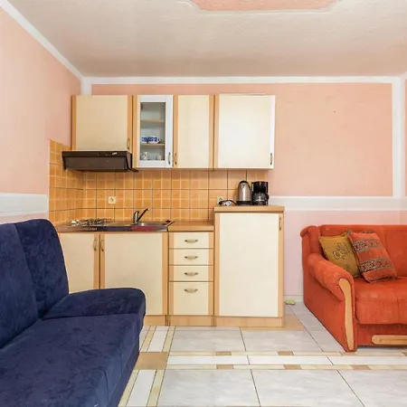 Apartment Apartments Orange 709 Fazana