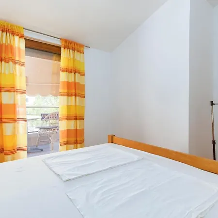 Apartments Orange 709 *