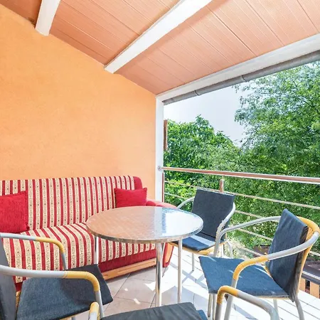 Apartments Orange 709 Fazana
