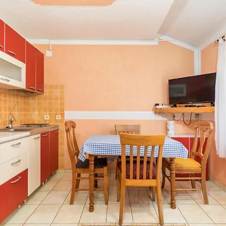 Apartman Apartments Orange 709