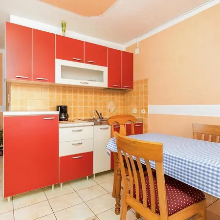 Apartments Orange 709 * Fazana